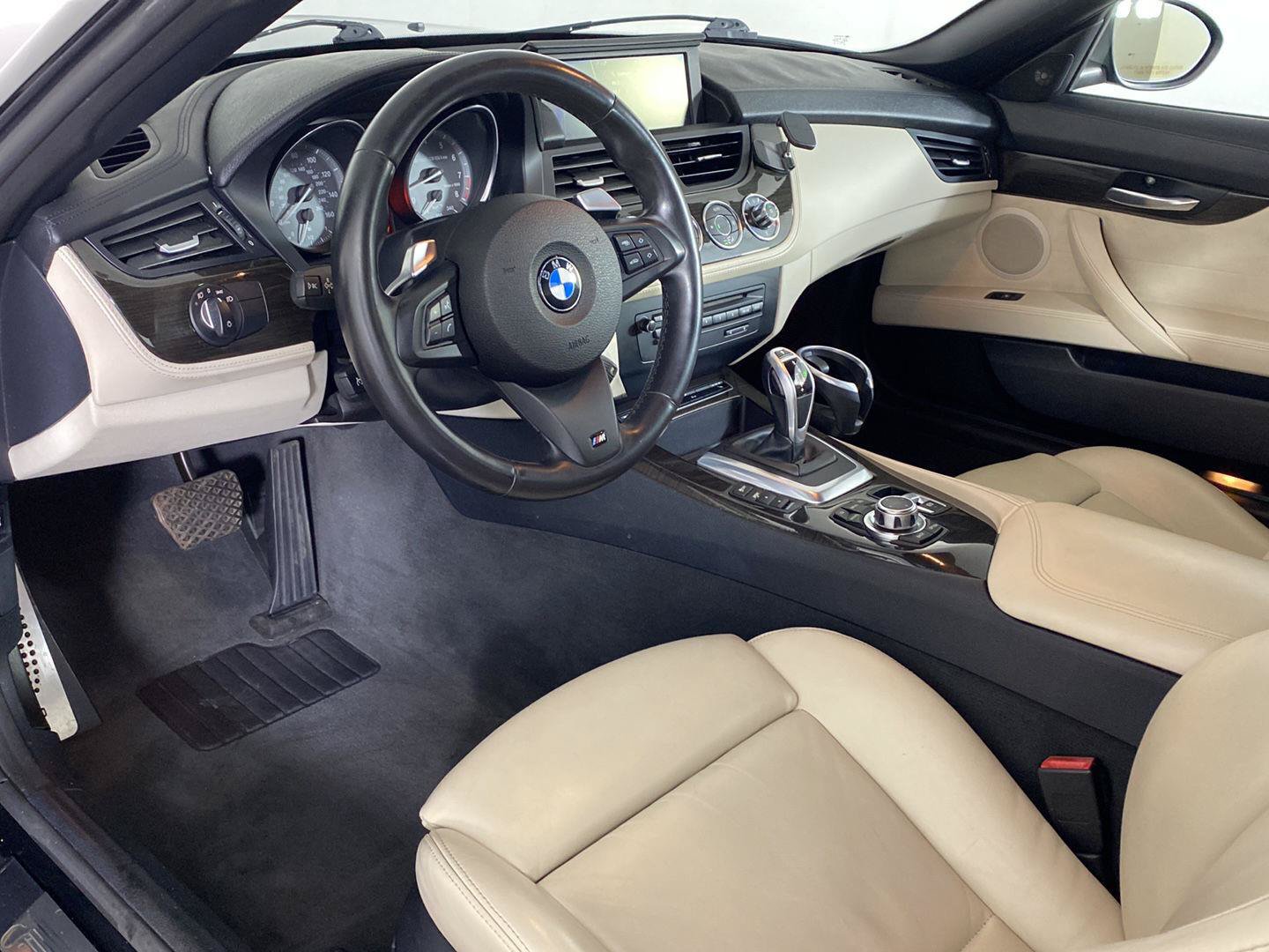Used 2011 BMW Z4 sDrive35is RWD image 2