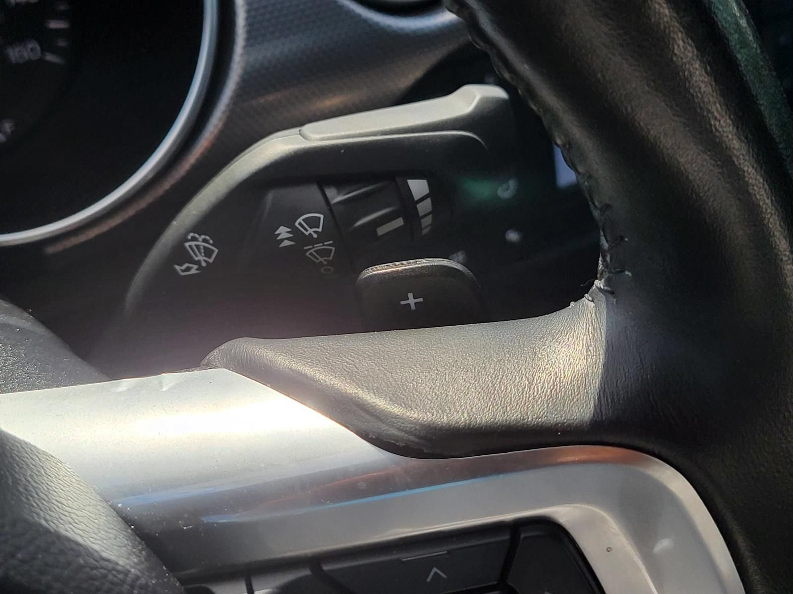 Used 2019 Ford Mustang GT w/ Black Accent Package RWD image 27