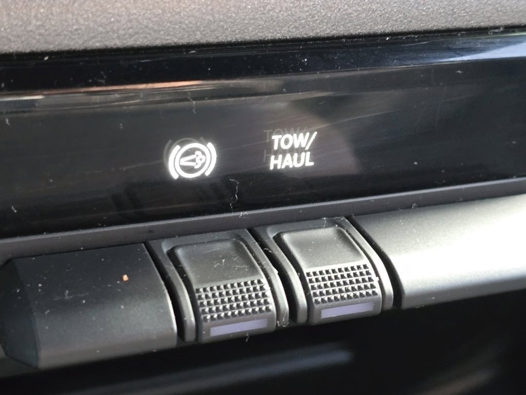 Used 2024 RAM 2500 Tradesman w/ Chrome Appearance Group image 24