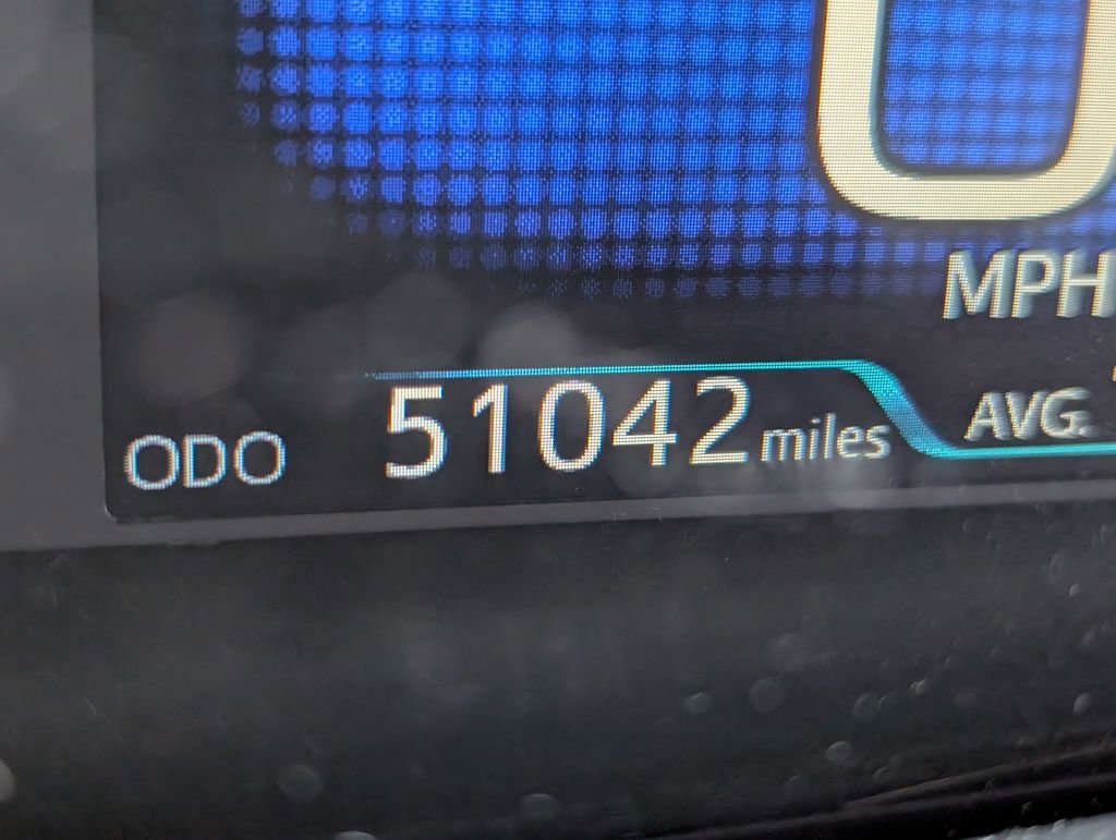 Used 2021 Toyota Prius Prime LE FWD image 27