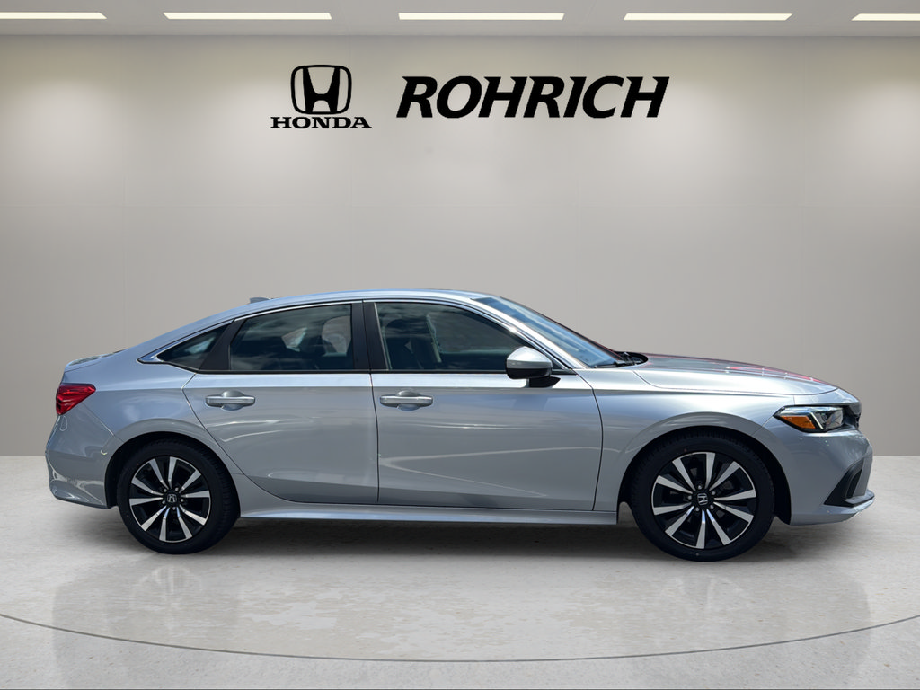 Used 2023 Honda Civic EX image 5