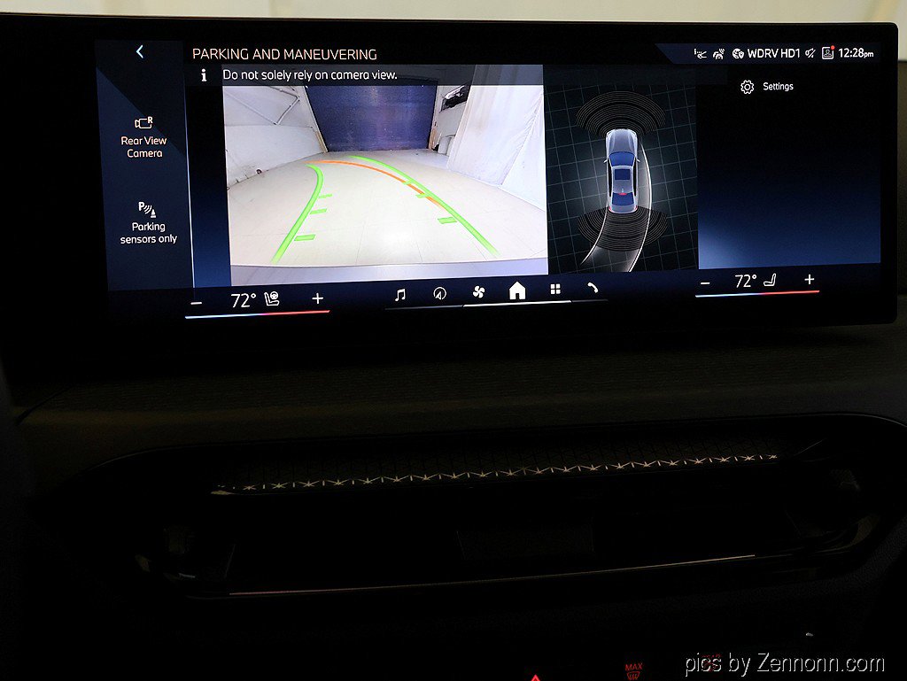 New 2026 BMW 330i xDrive Sedan w/ Premium Package image 21