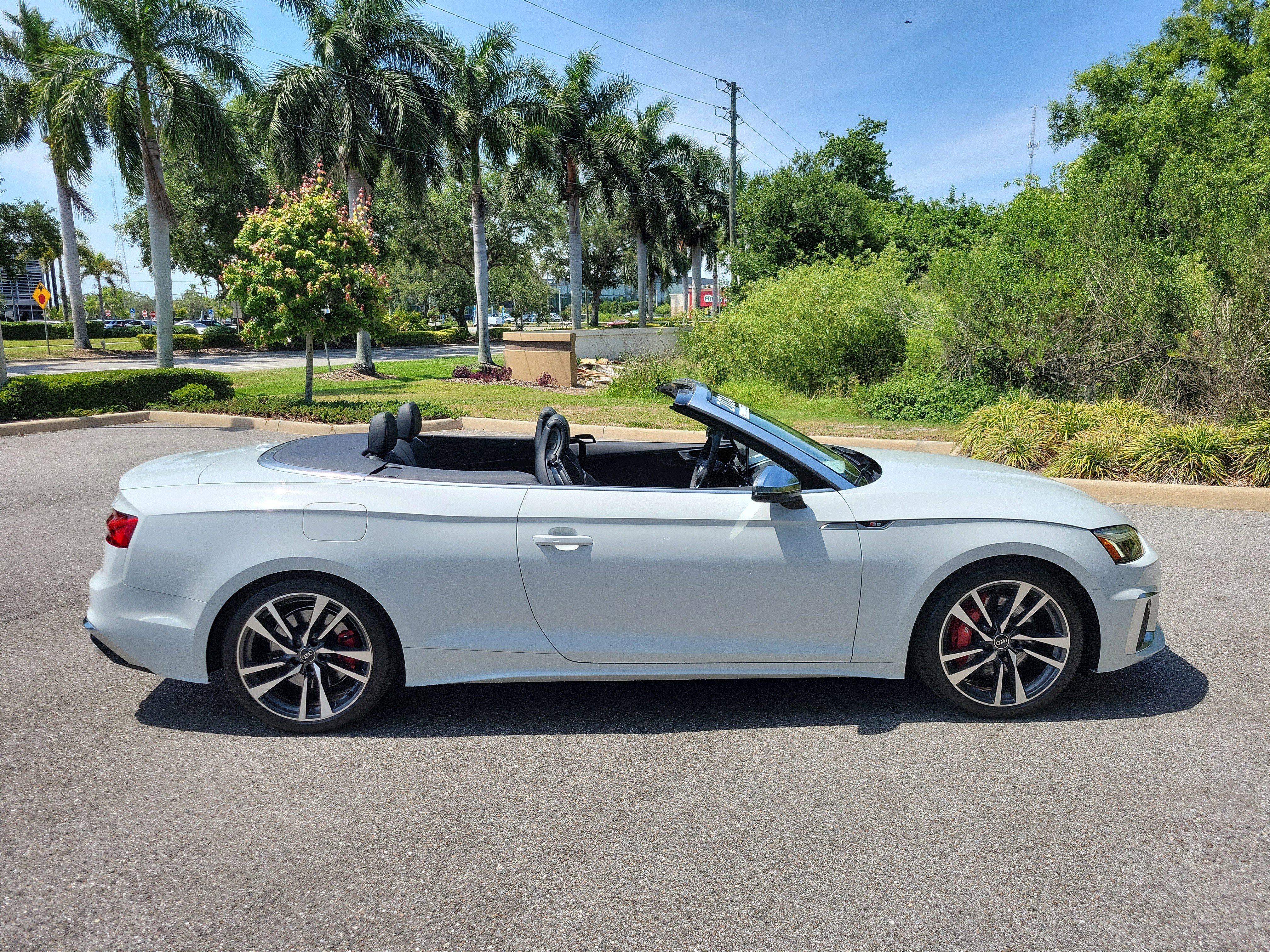 Used 2024 Audi S5 Premium Plus w/ Premium Plus Package AWD/4WD image 3