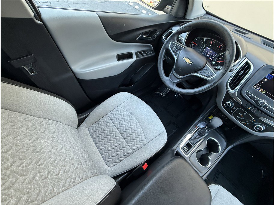 Used 2023 Chevrolet Equinox LS w/ LS Convenience Package FWD image 10