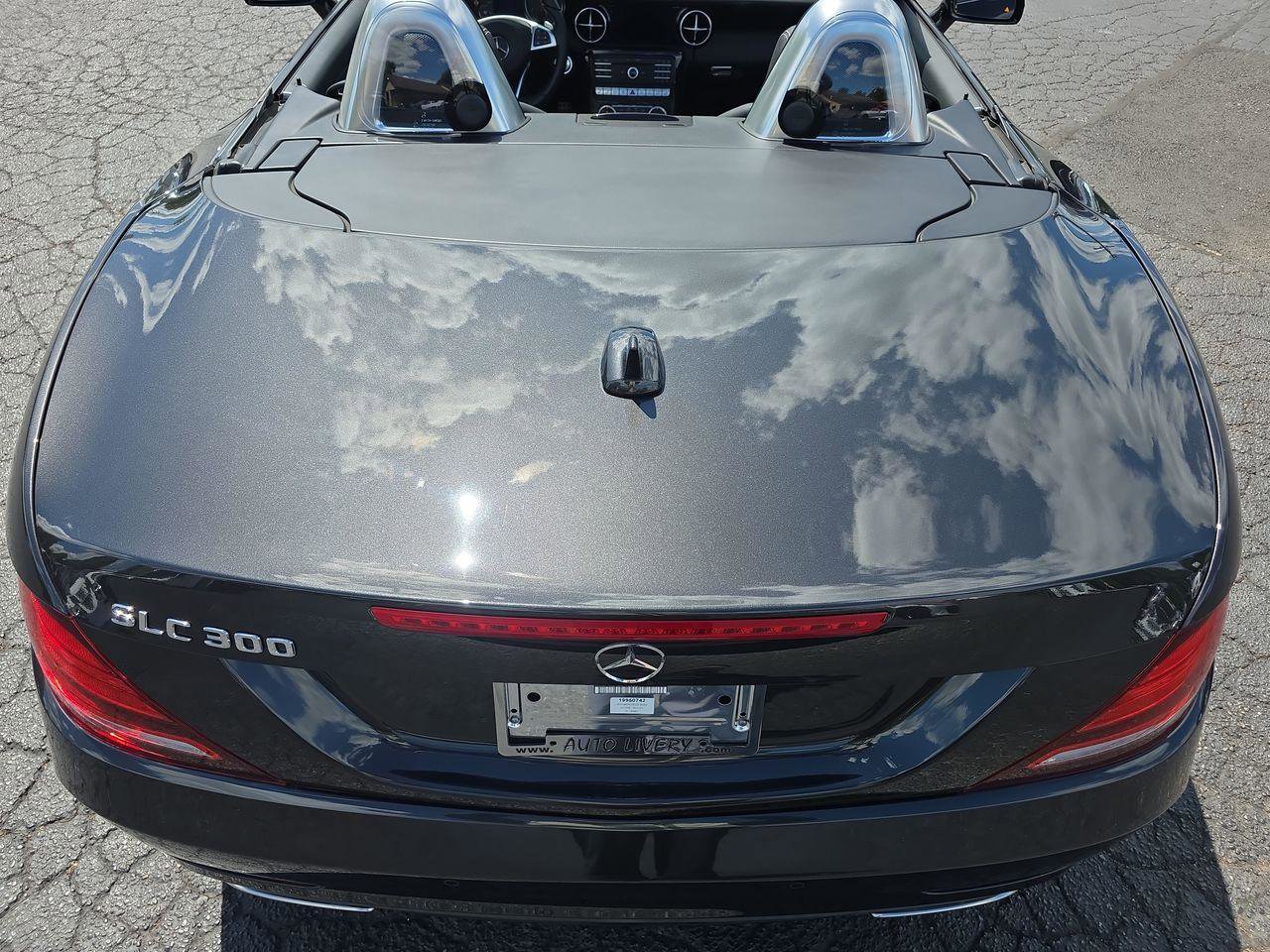Used 2019 Mercedes-Benz SLC 300 image 34