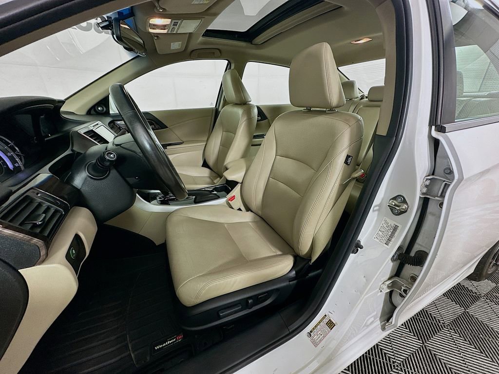 Used 2016 Honda Accord EX-L image 24