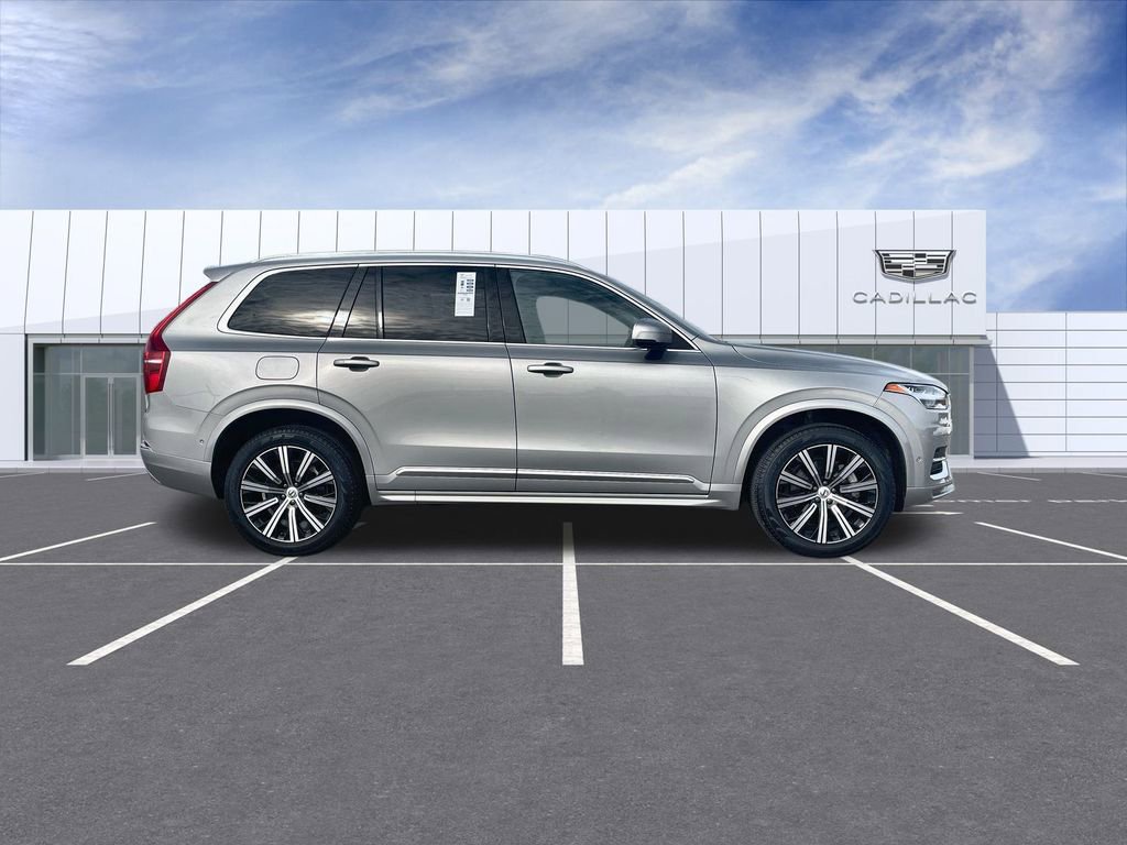 Used 2025 Volvo XC90 B6 Plus image 9