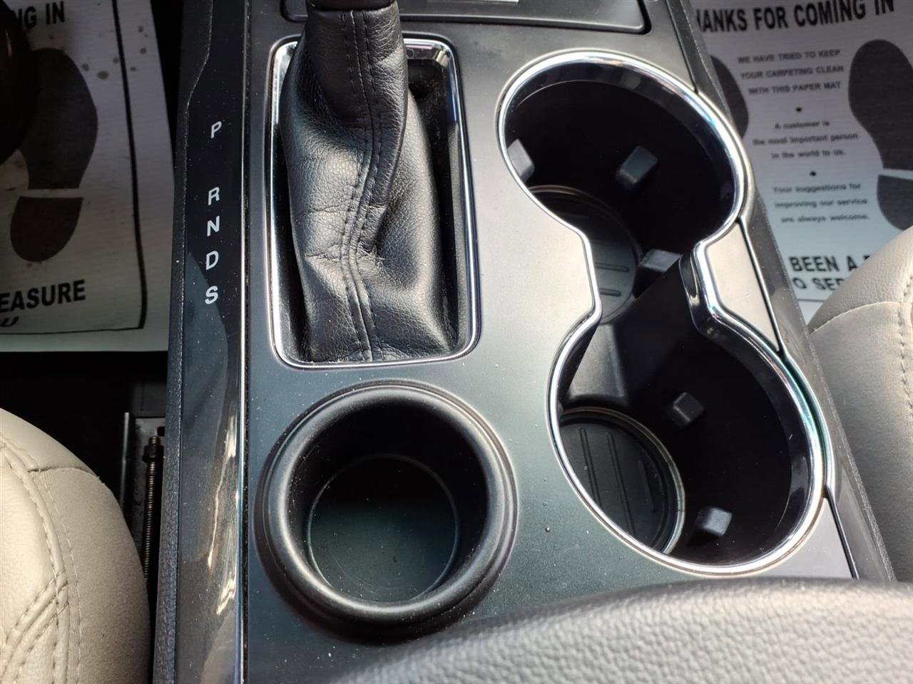 Used 2018 Ford Explorer Limited image 16