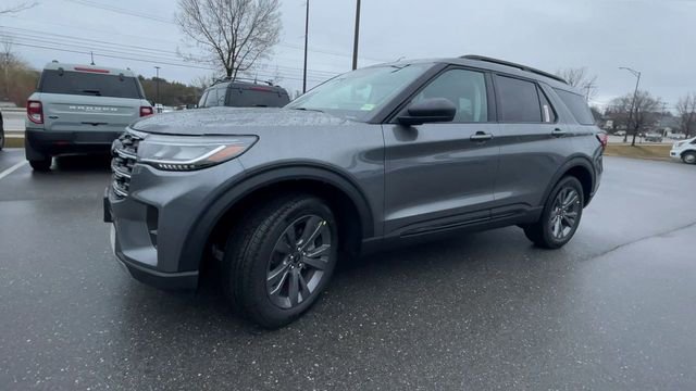 New 2026 Ford Explorer Active image 6