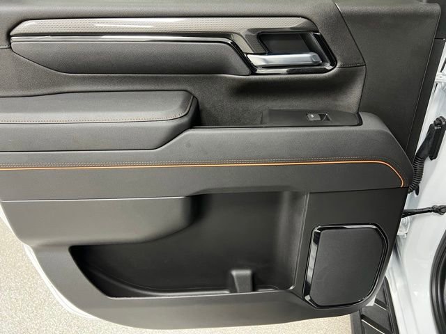 Used 2025 GMC Sierra 3500 AT4 w/ AT4 Premium Plus Package image 43