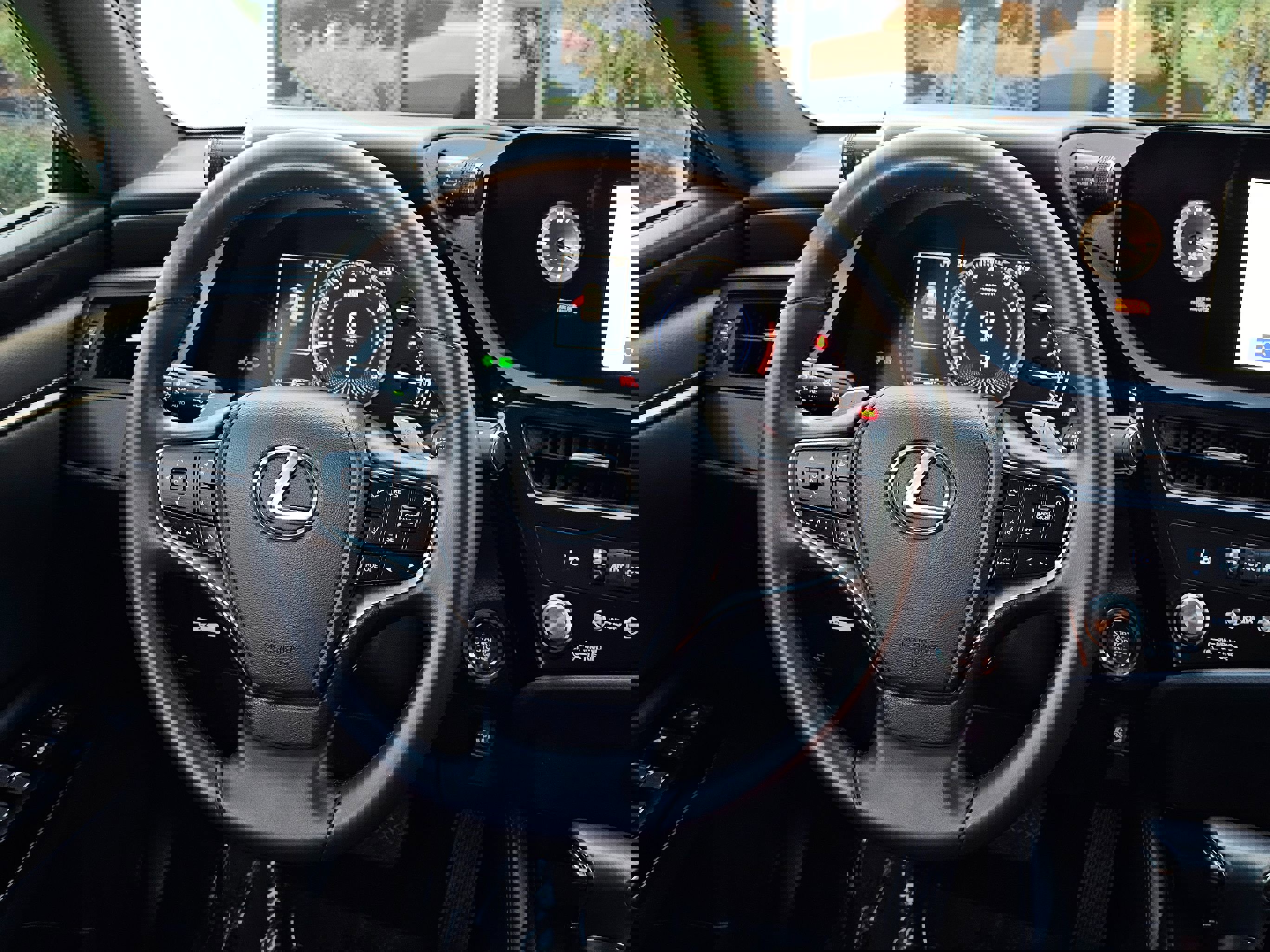 Used 2025 Lexus ES 350 w/ Accessory Package (Z2) FWD image 22