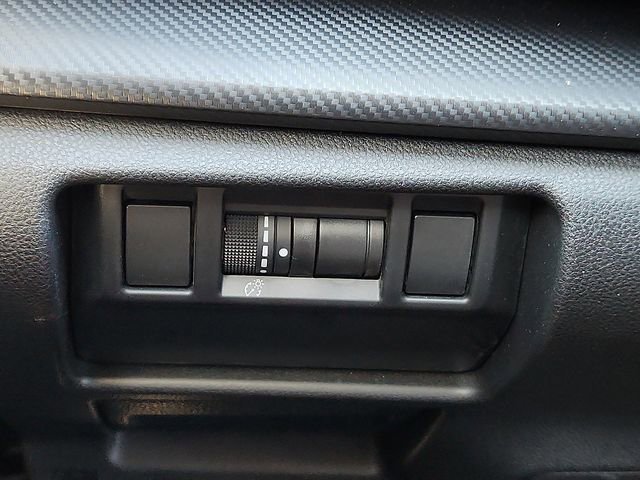 Certified 2024 Subaru Crosstrek 2.0i image 20