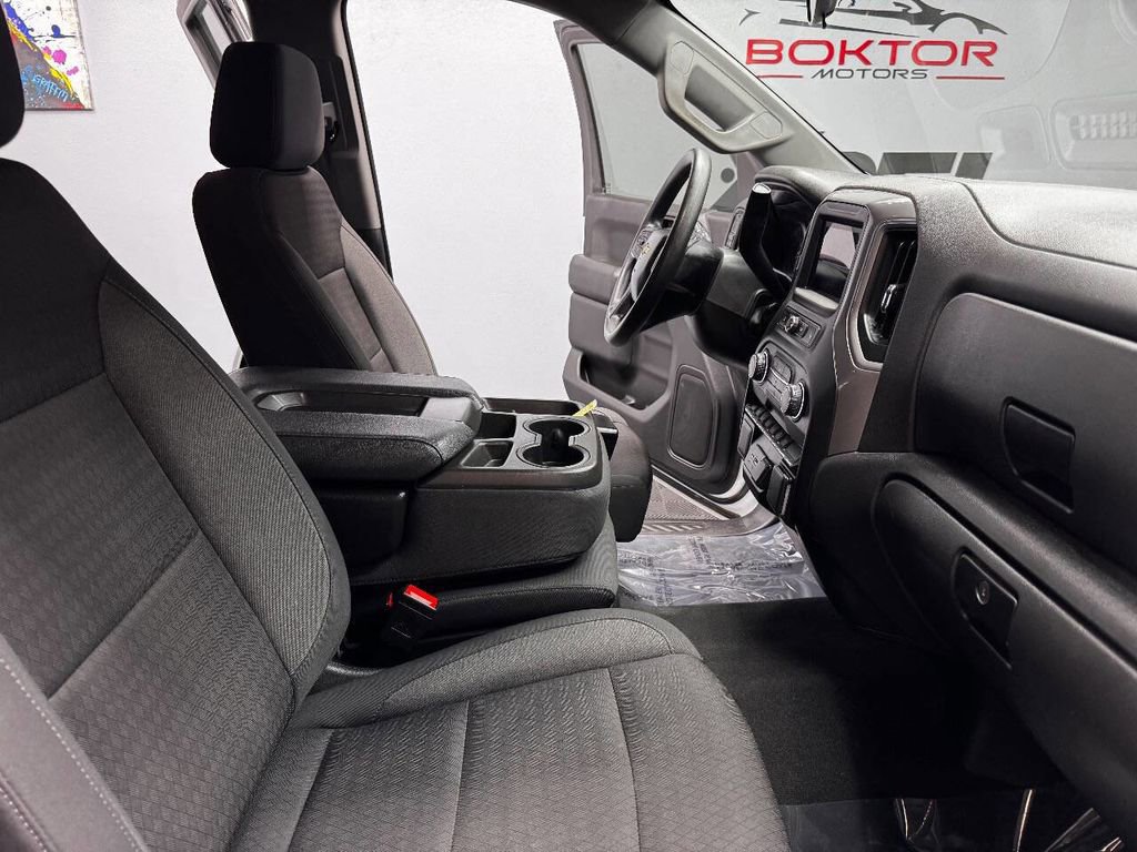 Used 2023 Chevrolet Silverado 1500 Custom image 52