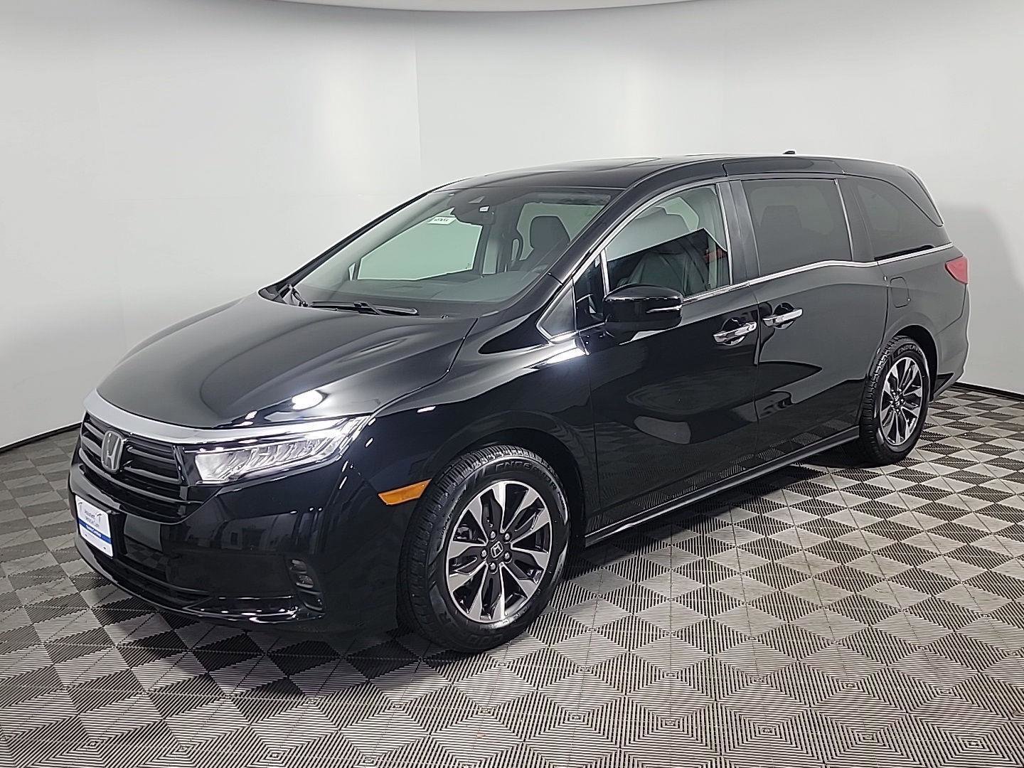 Certified 2024 Honda Odyssey EX-L image 12