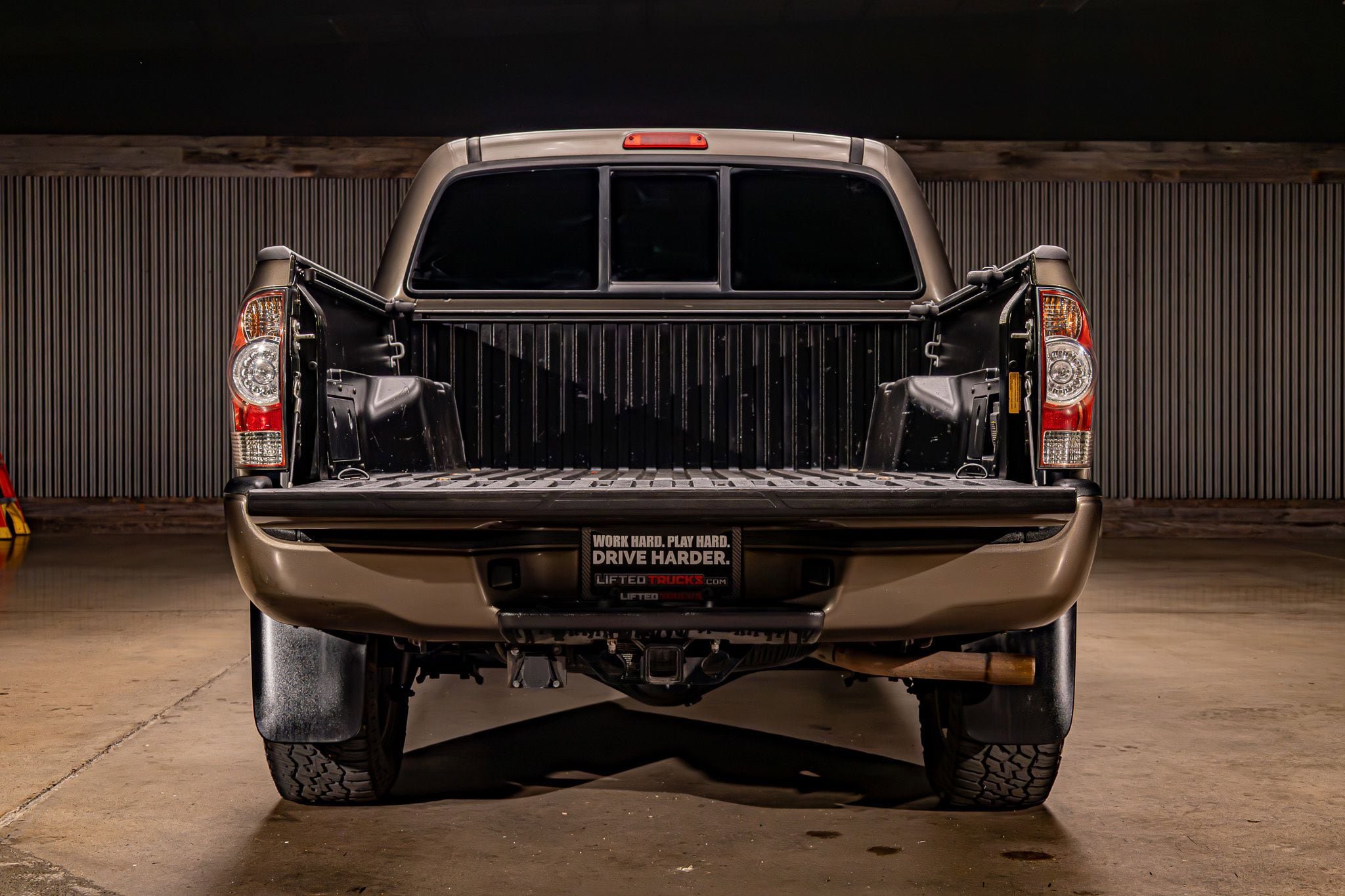Used 2013 Toyota Tacoma PreRunner w/ TRD Sport Pkg image 8