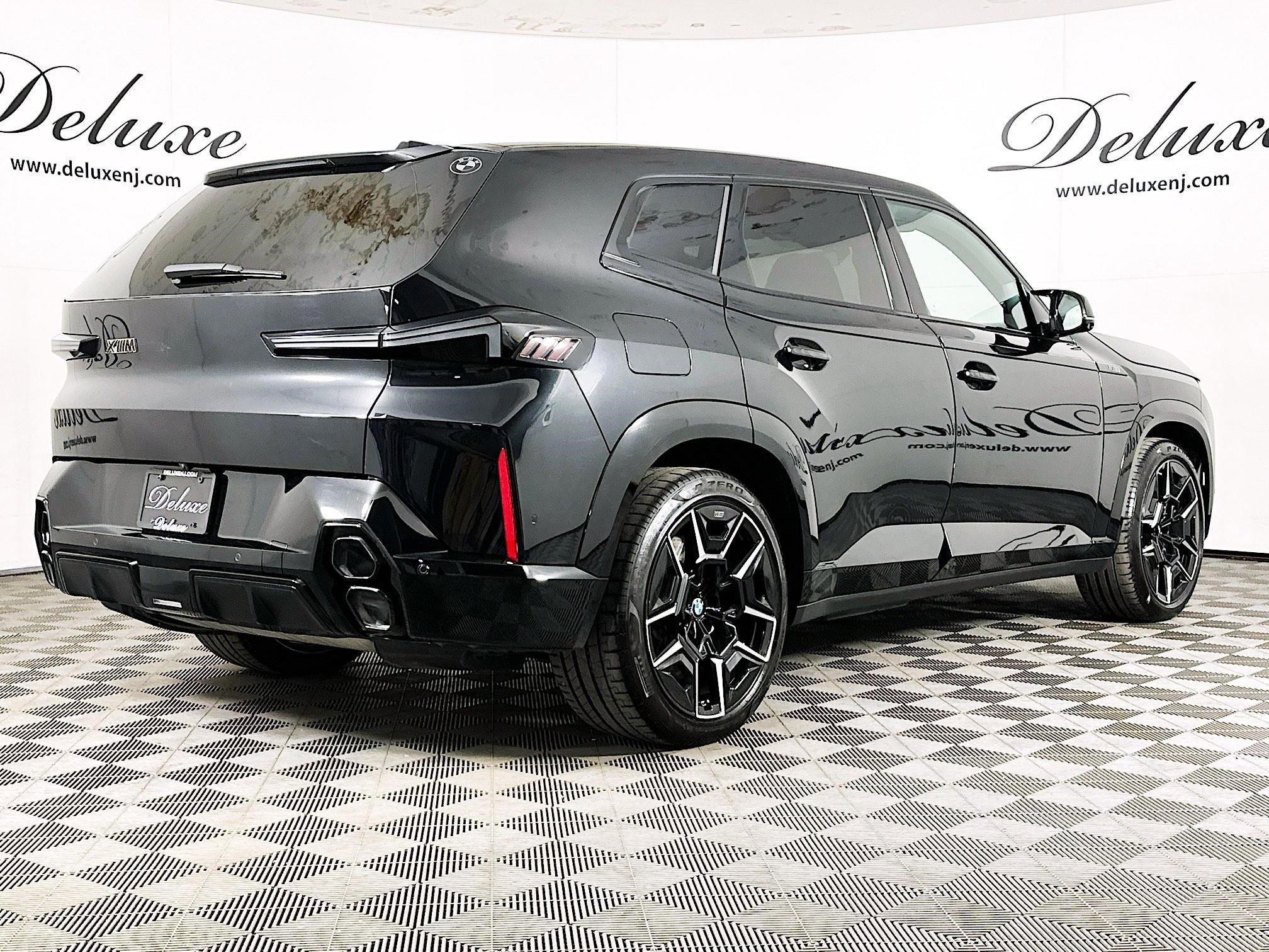 Used 2023 BMW XM w/ M Driver's Package image 6