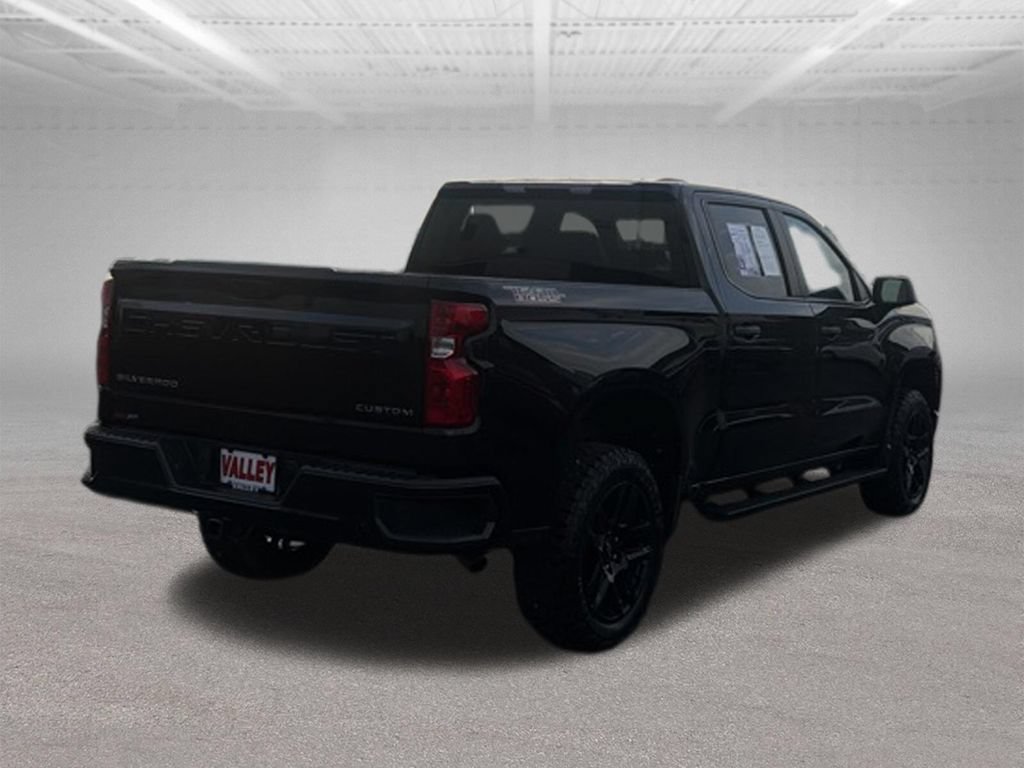 Used 2022 Chevrolet Silverado 1500 Custom Trail Boss AWD/4WD image 12
