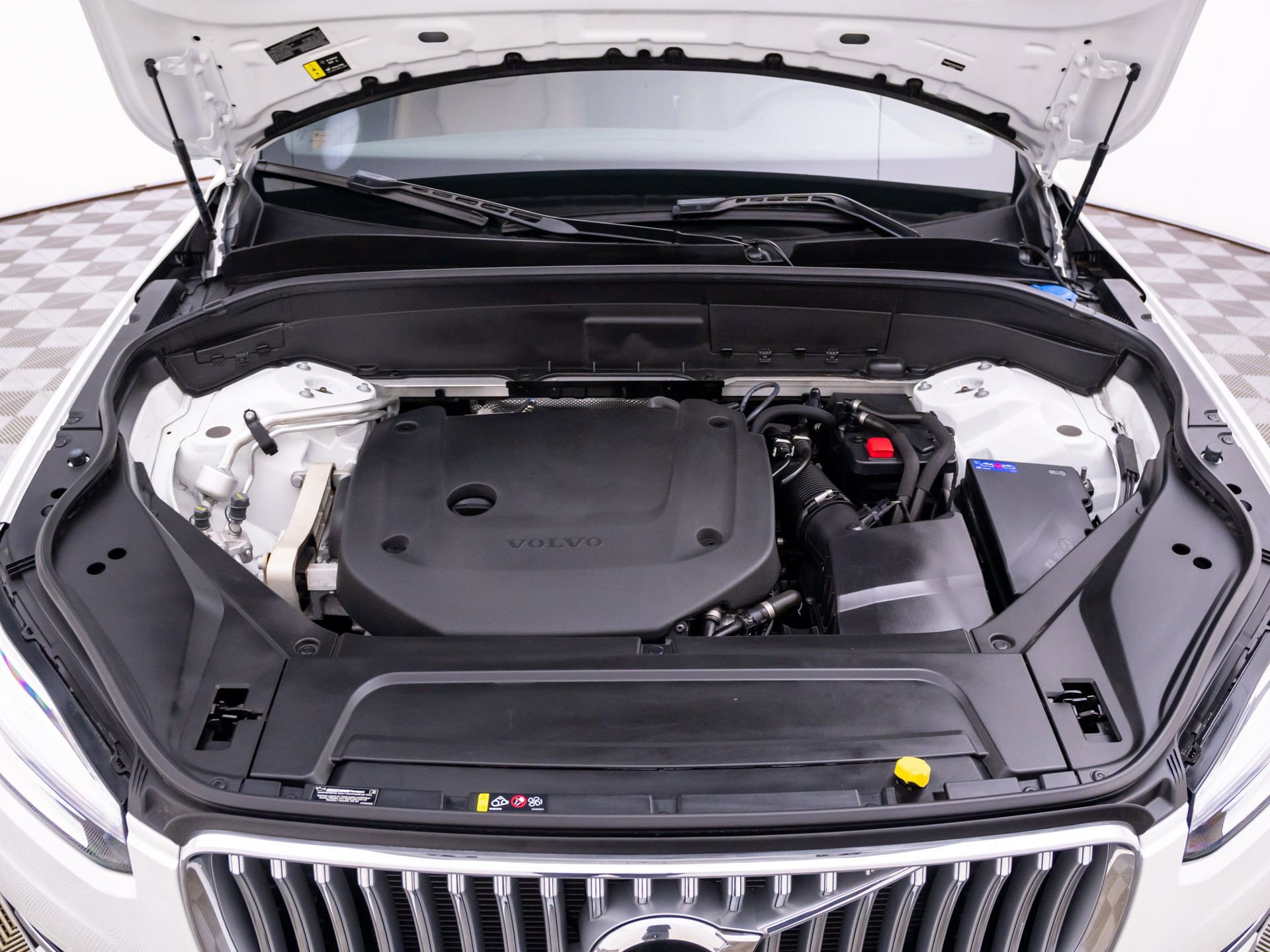Used 2025 Volvo XC90 B6 Core AWD/4WD image 33
