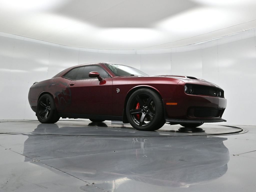 Used 2019 Dodge Challenger SRT Hellcat image 4