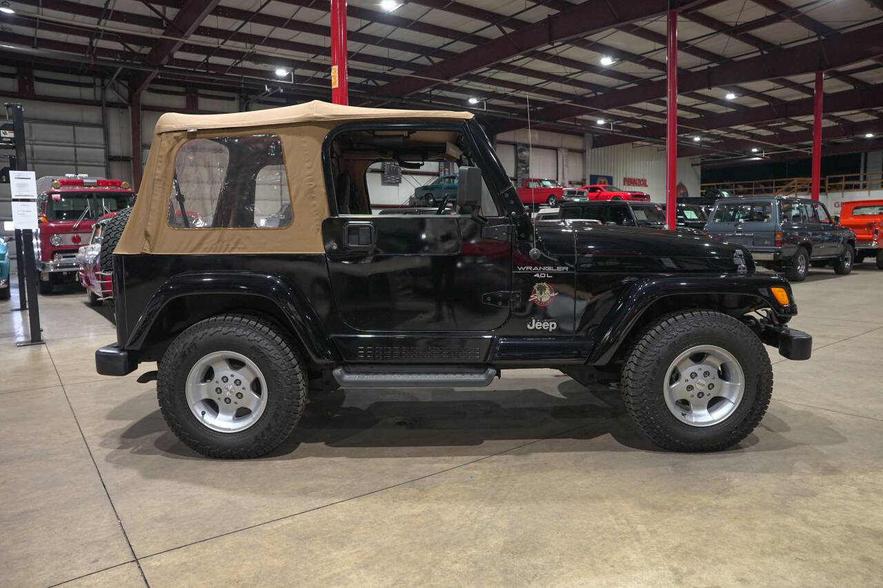 Used 2001 Jeep Wrangler Sahara image 27