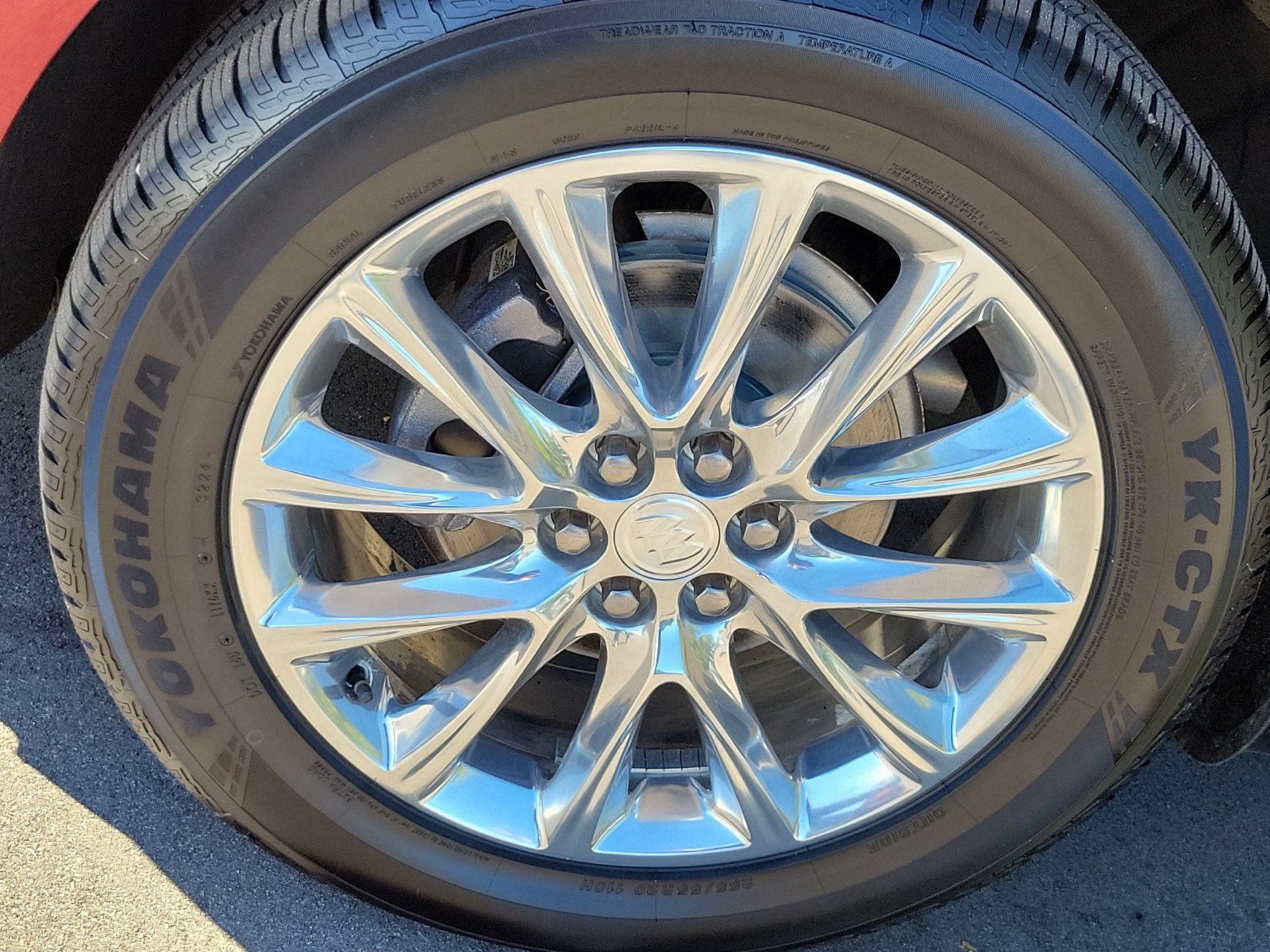 Used 2019 Buick Enclave Premium w/ Experience Buick Package FWD image 6