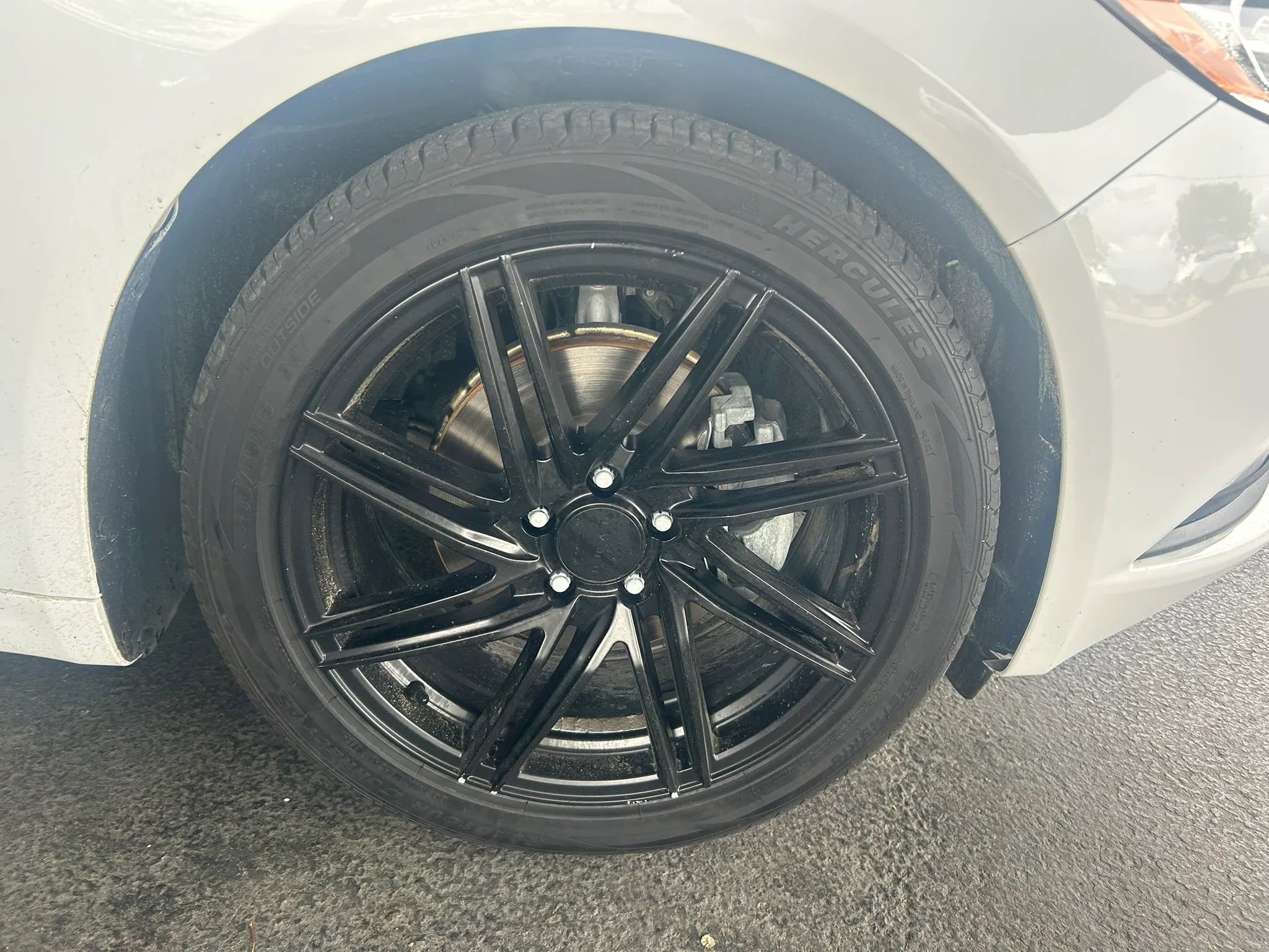 Used 2018 Ford Fusion SE FWD image 4