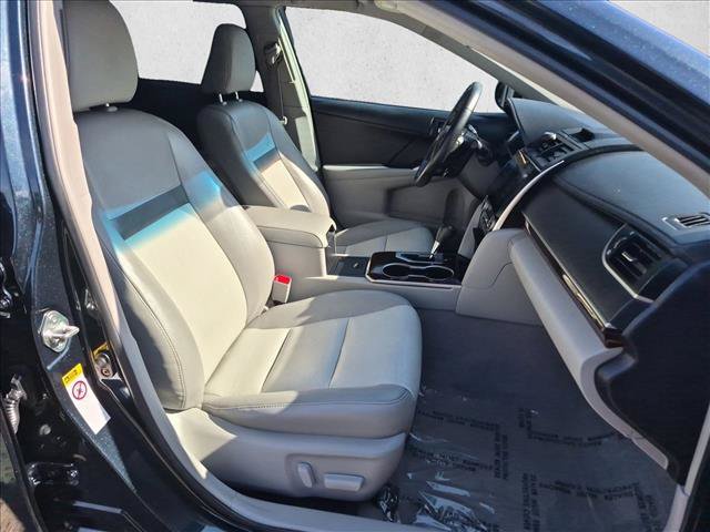 Used 2014 Toyota Camry XLE FWD image 19