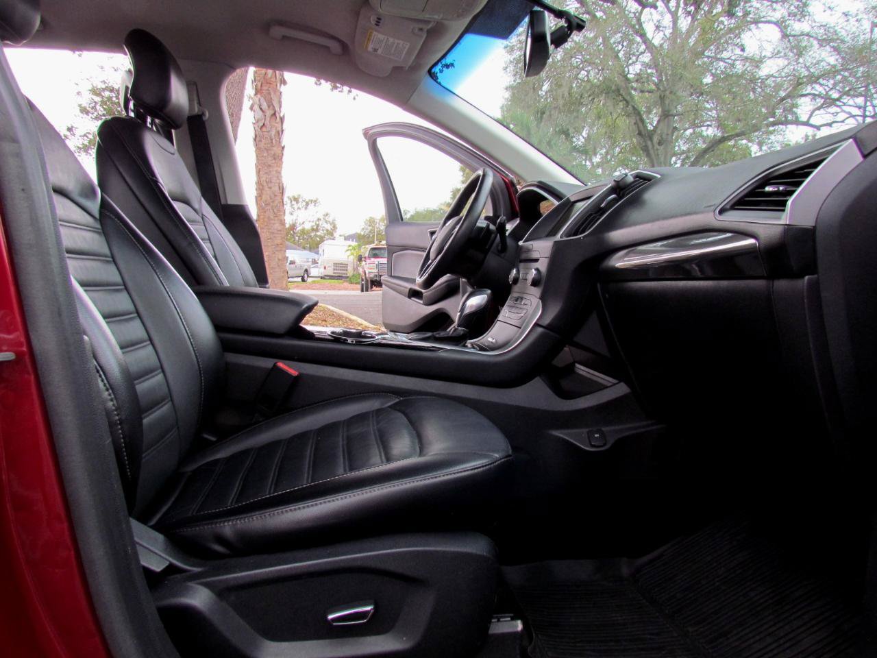 Used 2017 Ford Edge SEL w/ Equipment Group 201A FWD image 22