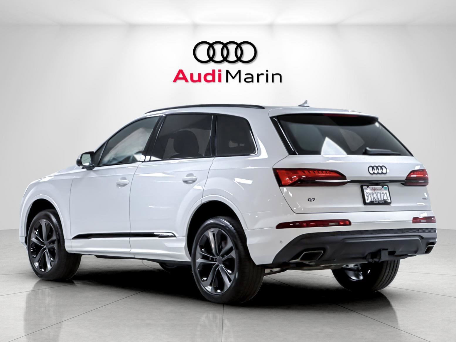 Certified 2026 Audi Q7 3.0T Premium Plus AWD/4WD image 3