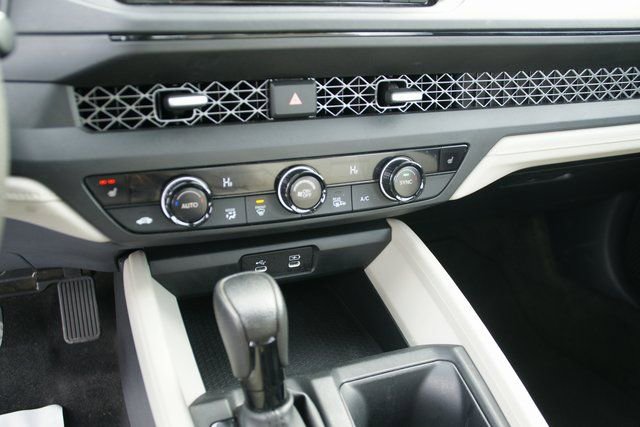 Used 2023 Honda Accord EX image 20