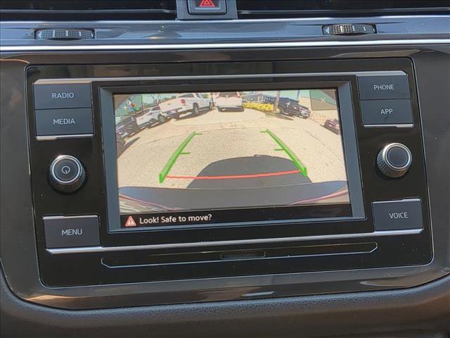 Used 2021 Volkswagen Tiguan S image 13