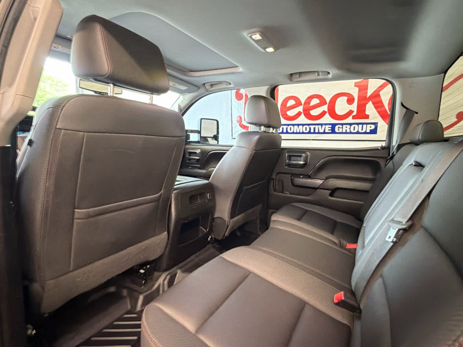 Used 2018 GMC Sierra 2500 SLT w/ Duramax Plus Package AWD/4WD image 23