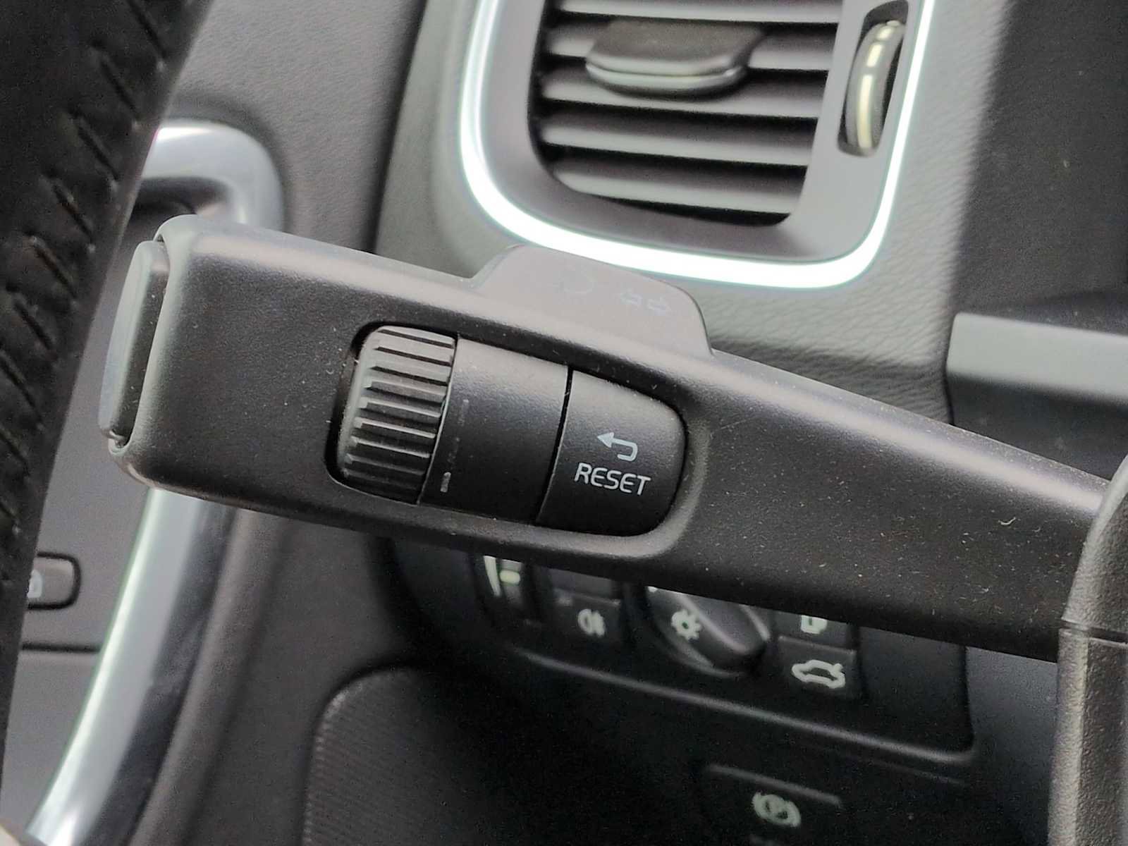 Used 2013 Volvo S60 T5 image 27