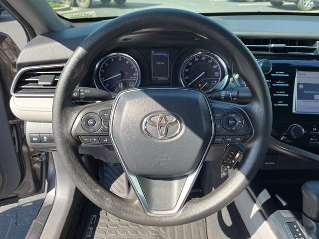 Used 2019 Toyota Camry LE image 17