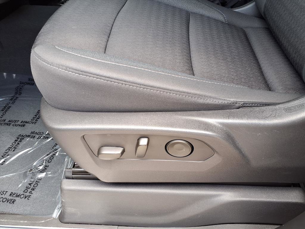 Used 2023 Chevrolet Silverado 1500 LT w/ Protection Package RWD image 19