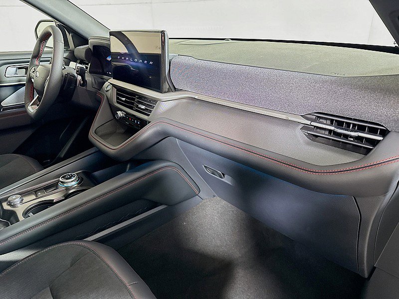 Used 2026 Ford Explorer ST w/ Sun And Sound Package image 32