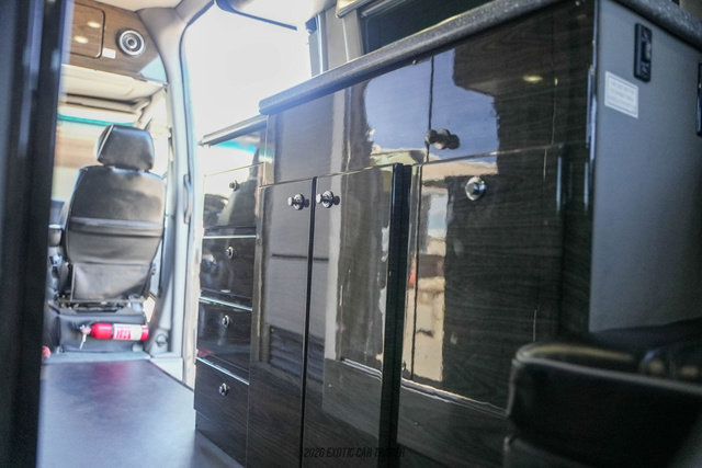 Used 2017 Mercedes-Benz Sprinter 3500 image 81