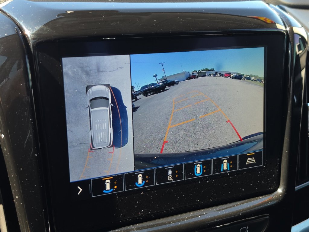 Used 2021 Chevrolet Traverse RS FWD image 48