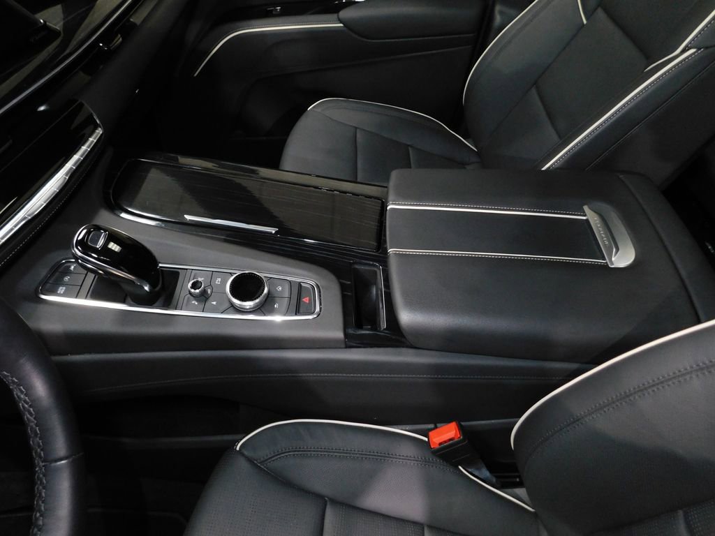 Used 2024 Cadillac Escalade ESV Sport w/ Touring Package AWD/4WD image 25