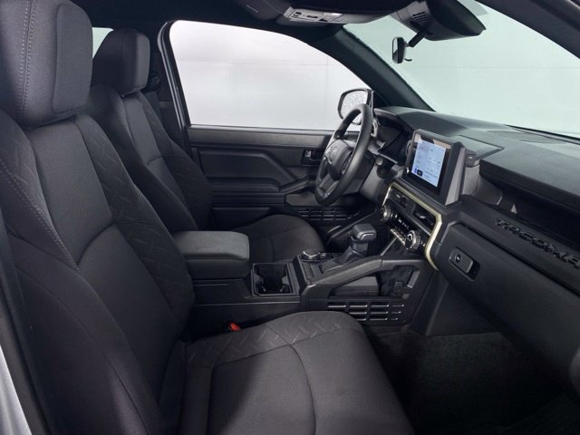 Used 2025 Toyota Tacoma SR w/ Towing Package AWD/4WD image 15