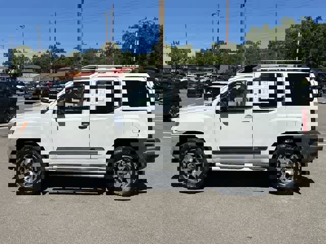 Used 2013 Nissan Xterra PRO-4X w/ Pro-4x Leather Pkg image 2