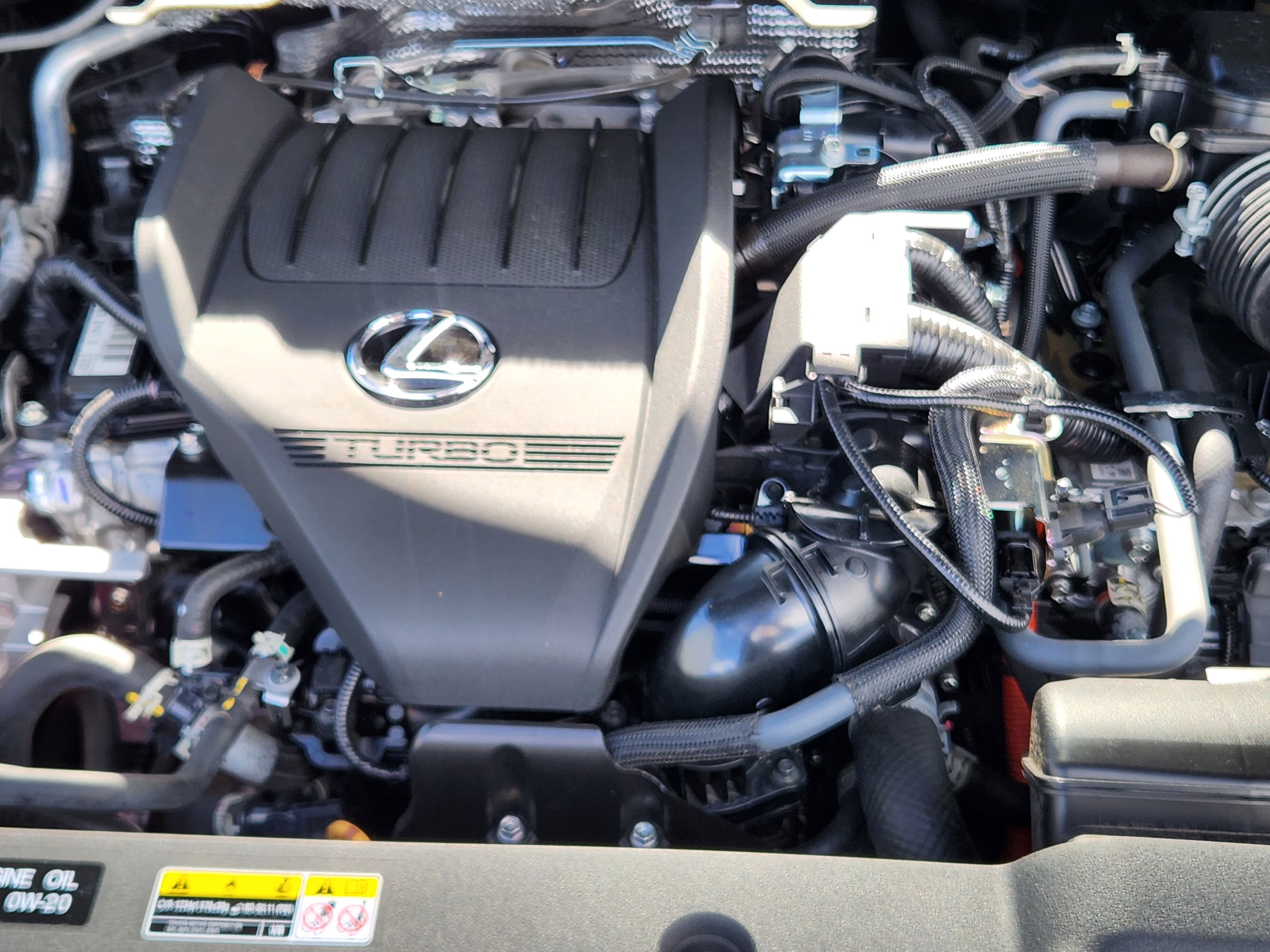 Used 2024 Lexus RX 500h F Sport w/ Convenience Package image 18