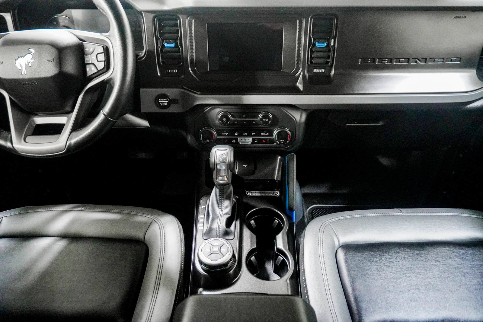Used 2023 Ford Bronco Black Diamond AWD/4WD image 21