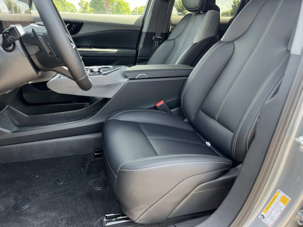 New 2025 Cadillac Optiq Sport 1 image 21