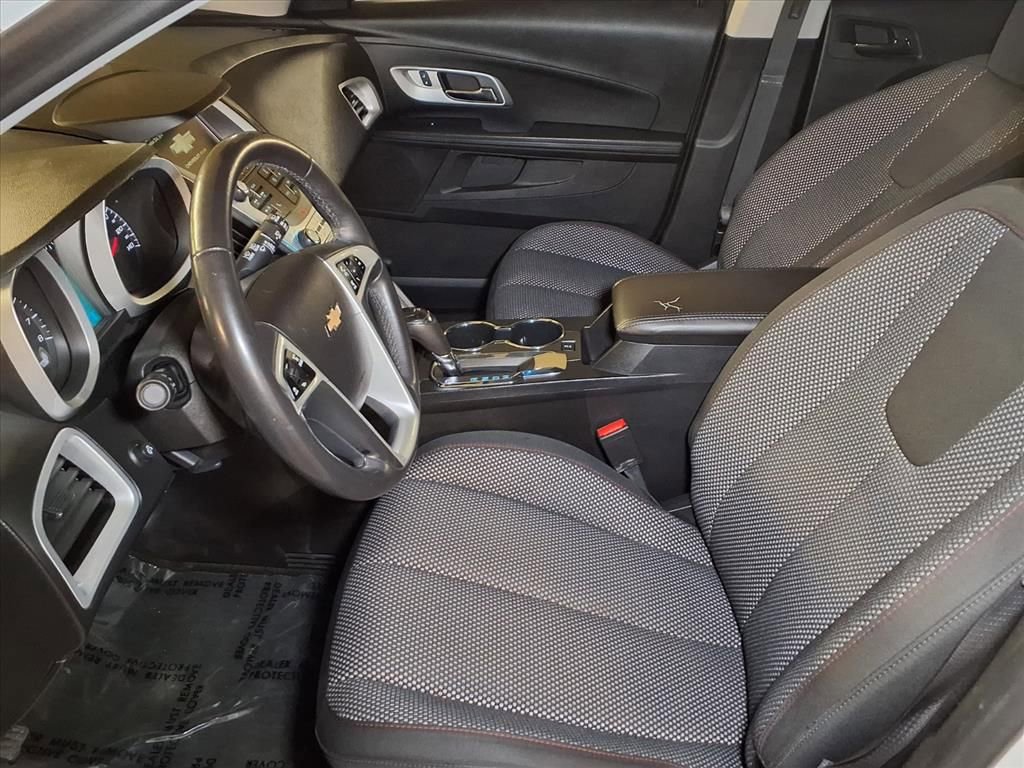 Used 2017 Chevrolet Equinox LT w/ Convenience Package image 12