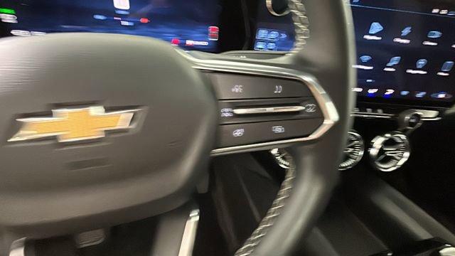 Used 2024 Chevrolet Blazer EV LT AWD/4WD image 17