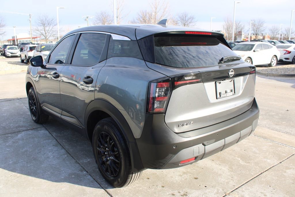 Used 2025 Nissan Kicks S image 5