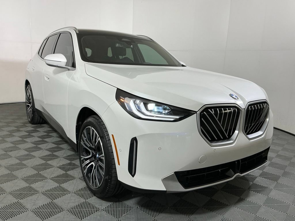 Certified 2025 BMW X3 xDrive30i w/ Convenience Package AWD/4WD image 4