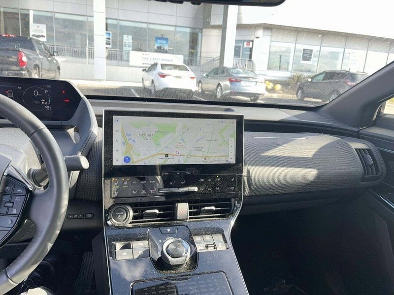 Used 2023 Toyota bZ4X Limited image 12