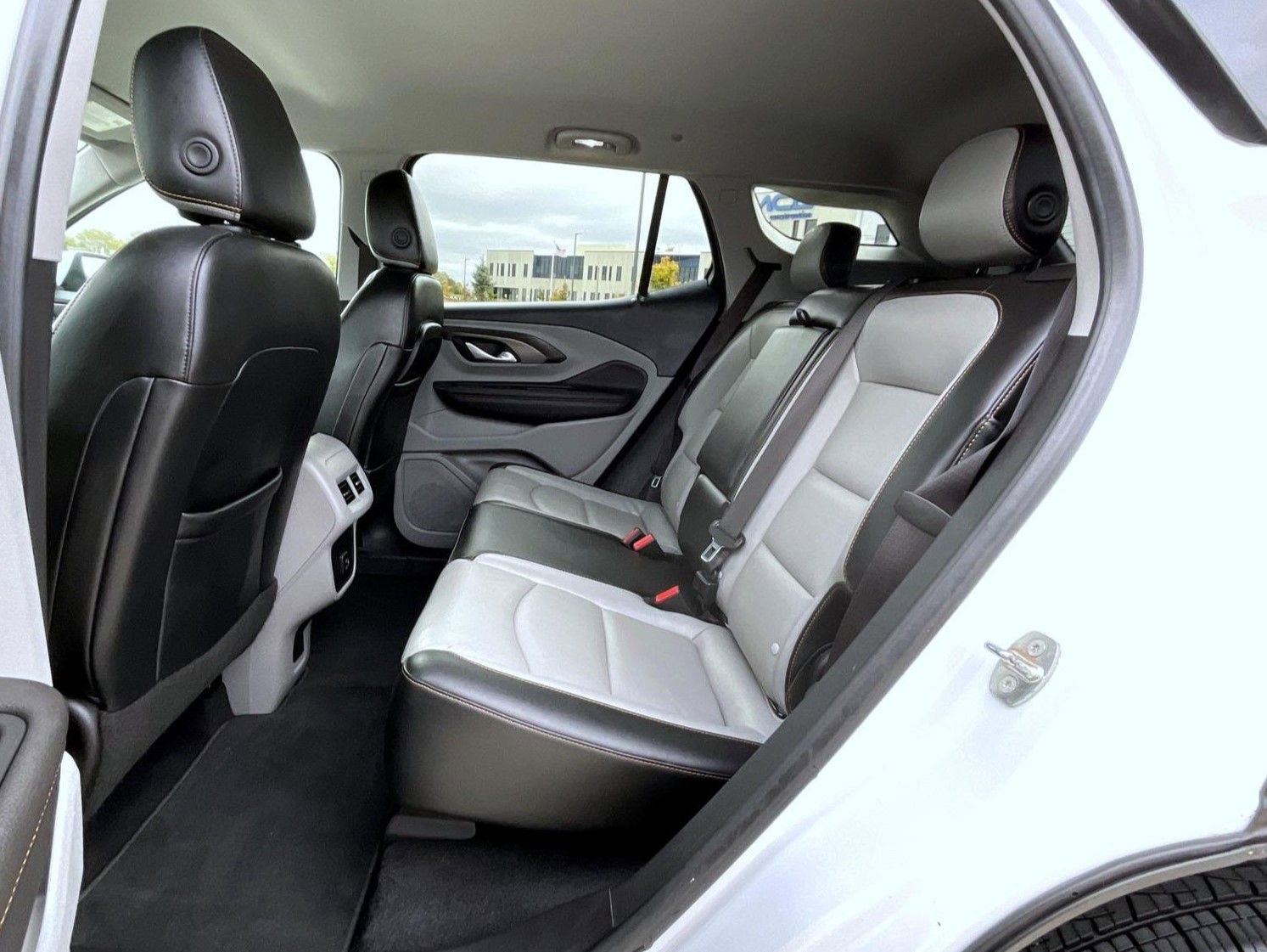 Used 2019 GMC Terrain SLT w/ Preferred Package image 20